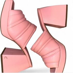 Circus Ny Bubble Gum Pink  Marlie Platform heel sandals size 8.5